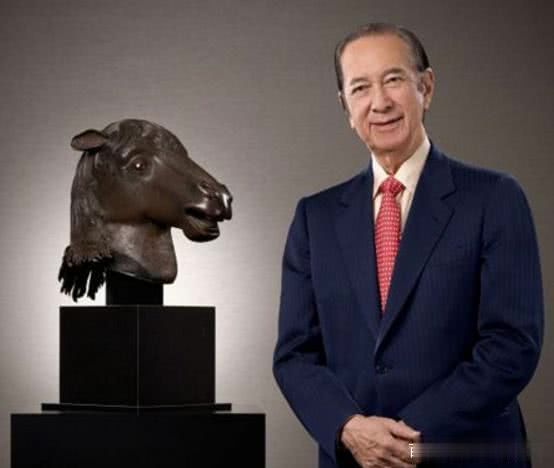 向何鴻燊先生致敬！十二生肖獸首銅像馬首回歸圓明園！