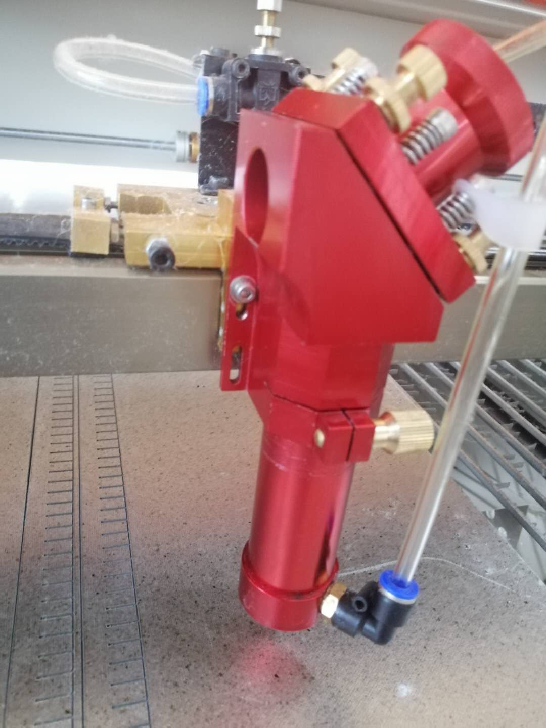 激光切割機